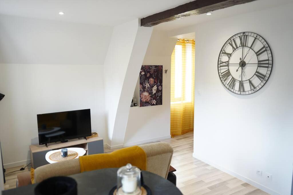 La Perle Apartment Montargis Exterior foto